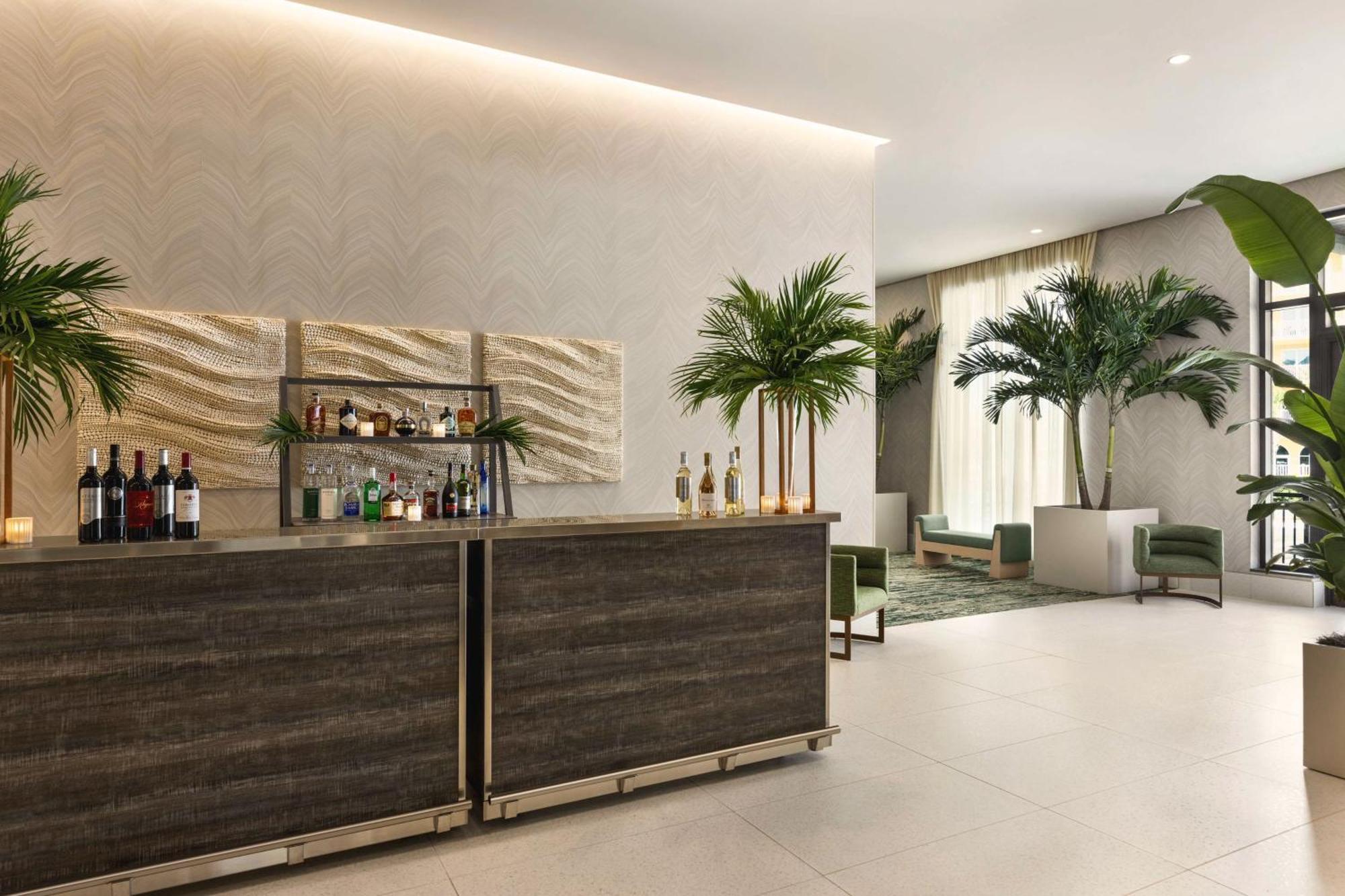 Resort Embassy By Hilton Panama Panama City Beach