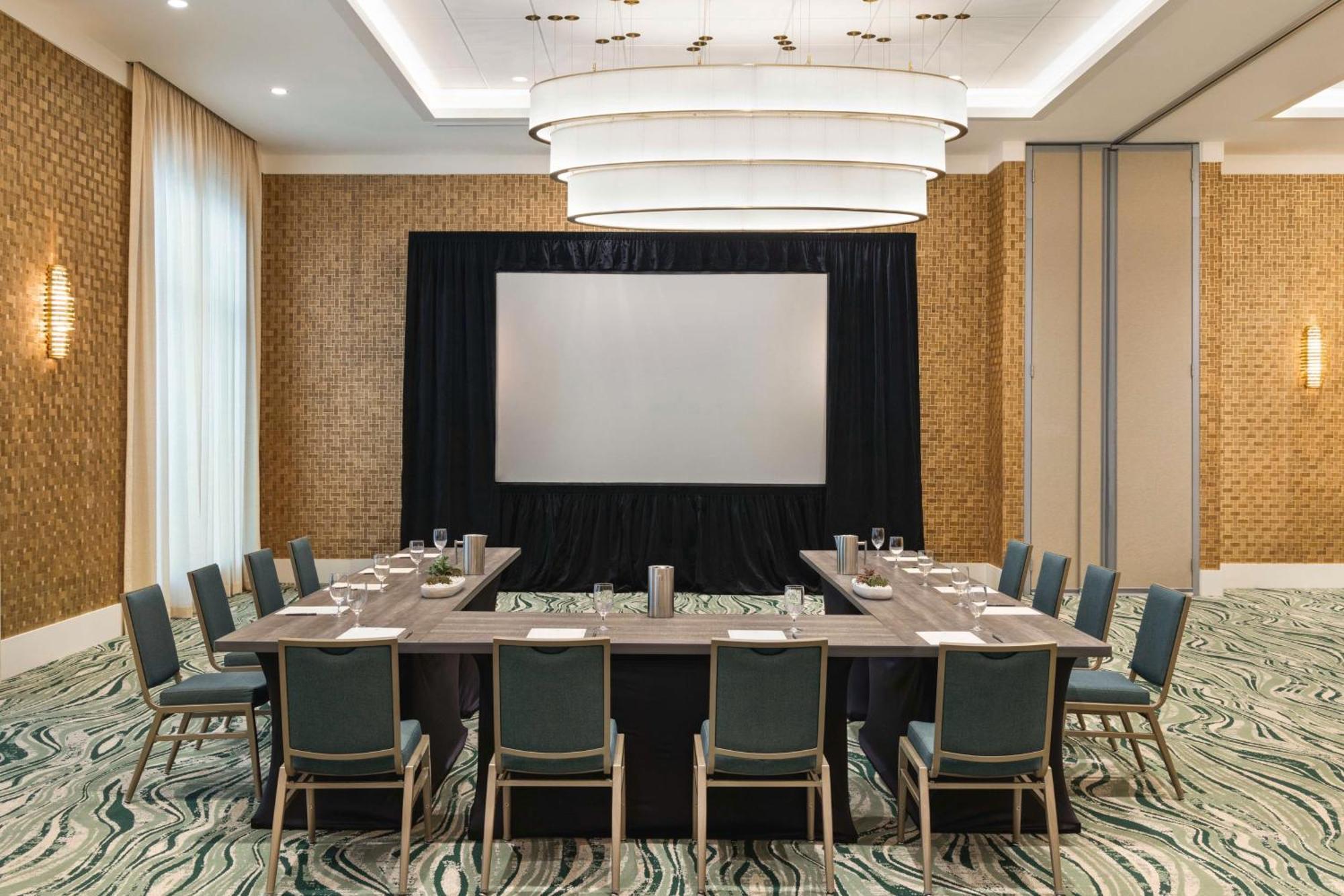Embassy By Hilton Panama Resort 4*
