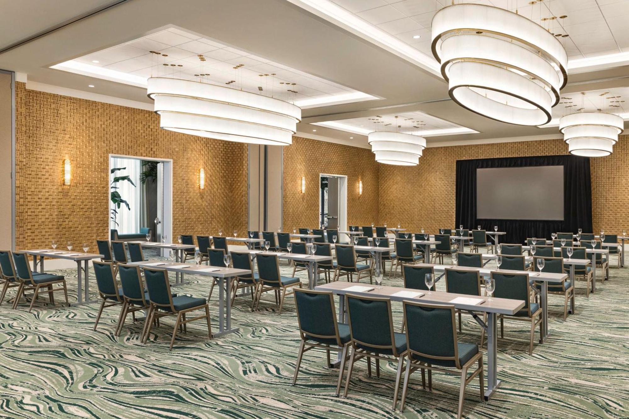 Resort Embassy By Hilton Panama 4*