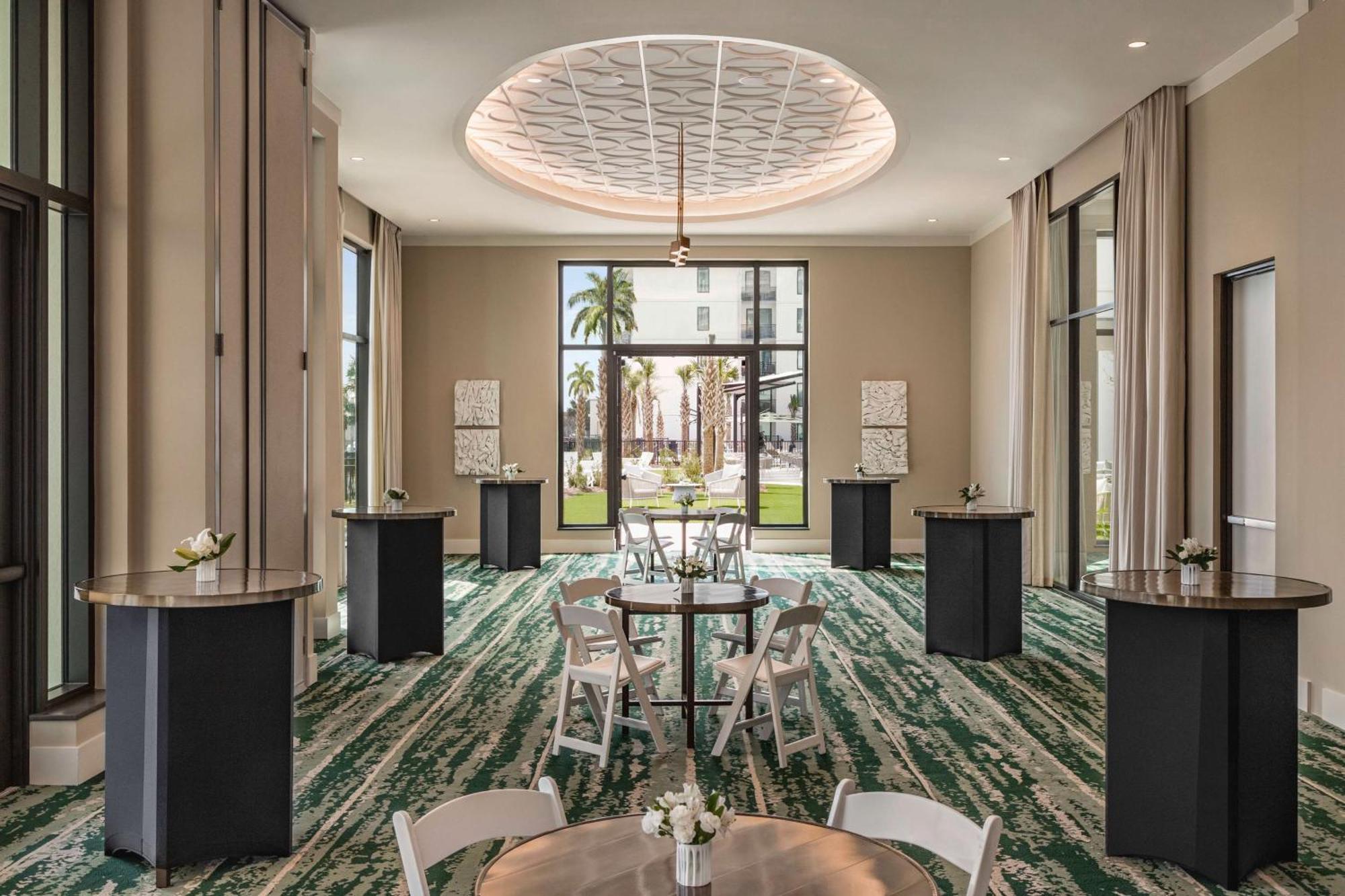 Resort Embassy By Hilton Panama