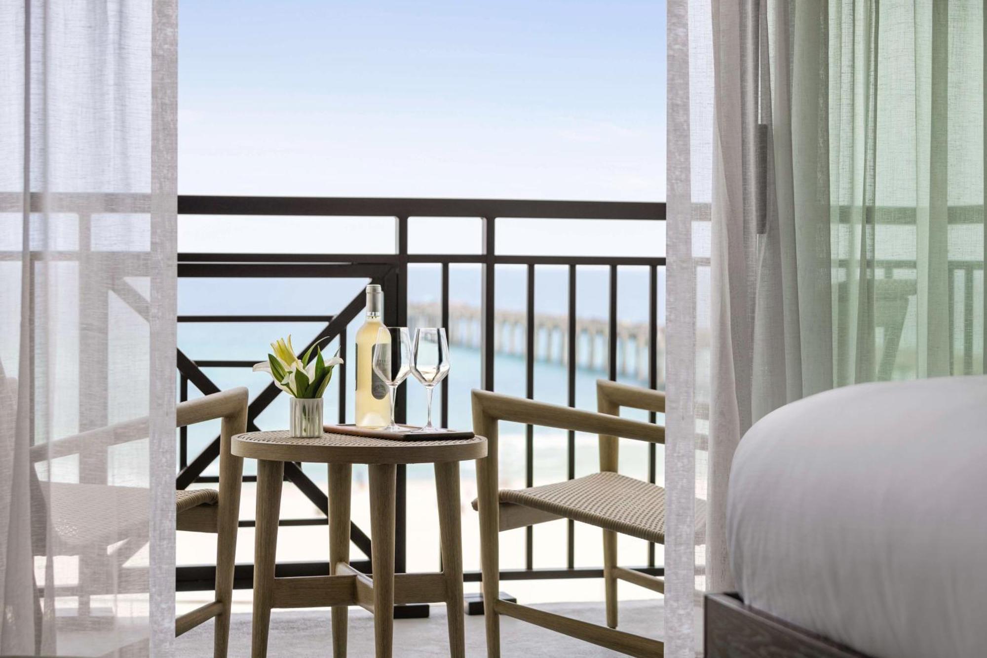 Resort Embassy By Hilton Panama Panama City Beach