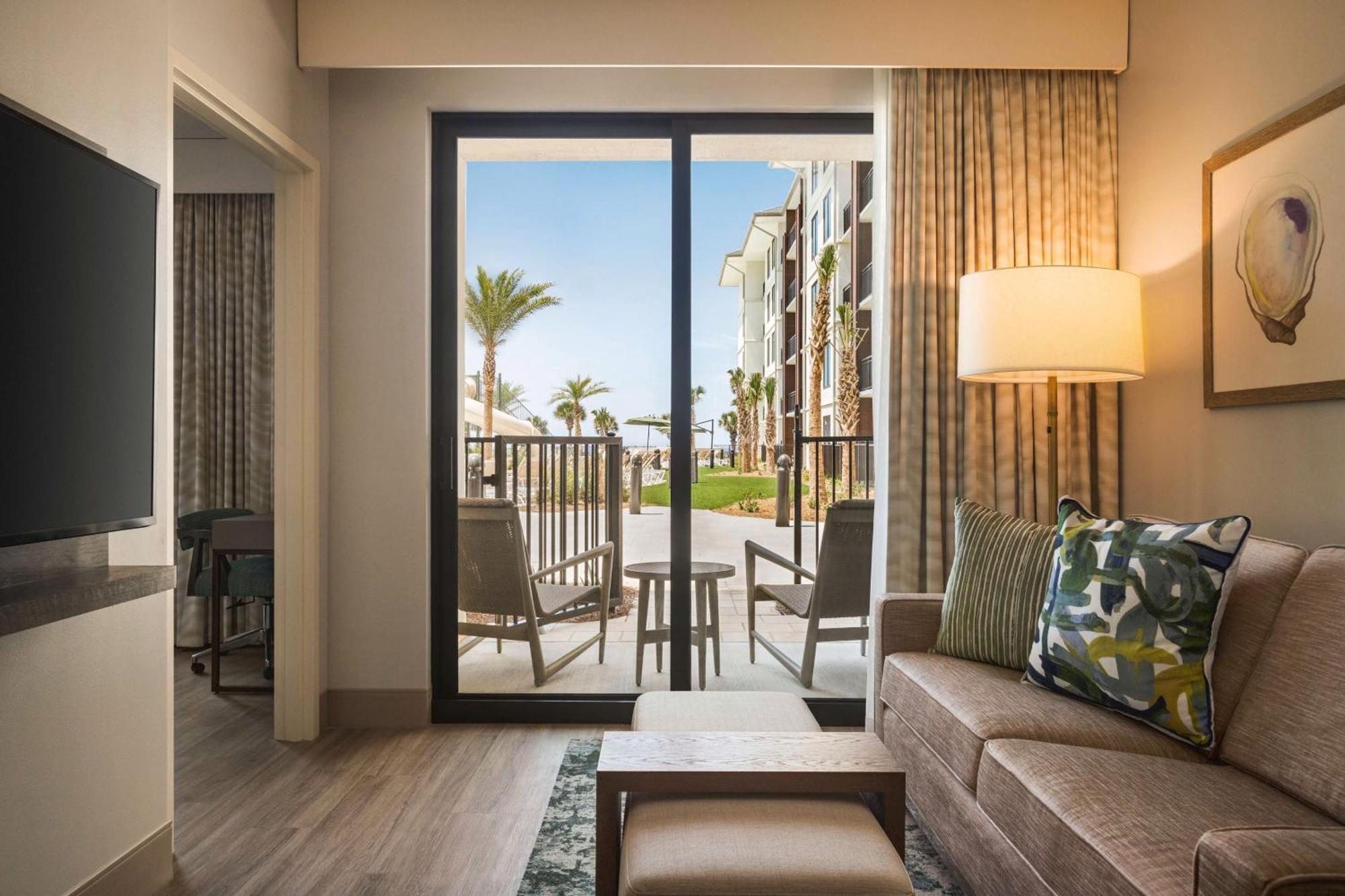 Resort Embassy By Hilton Panama Panama City Beach