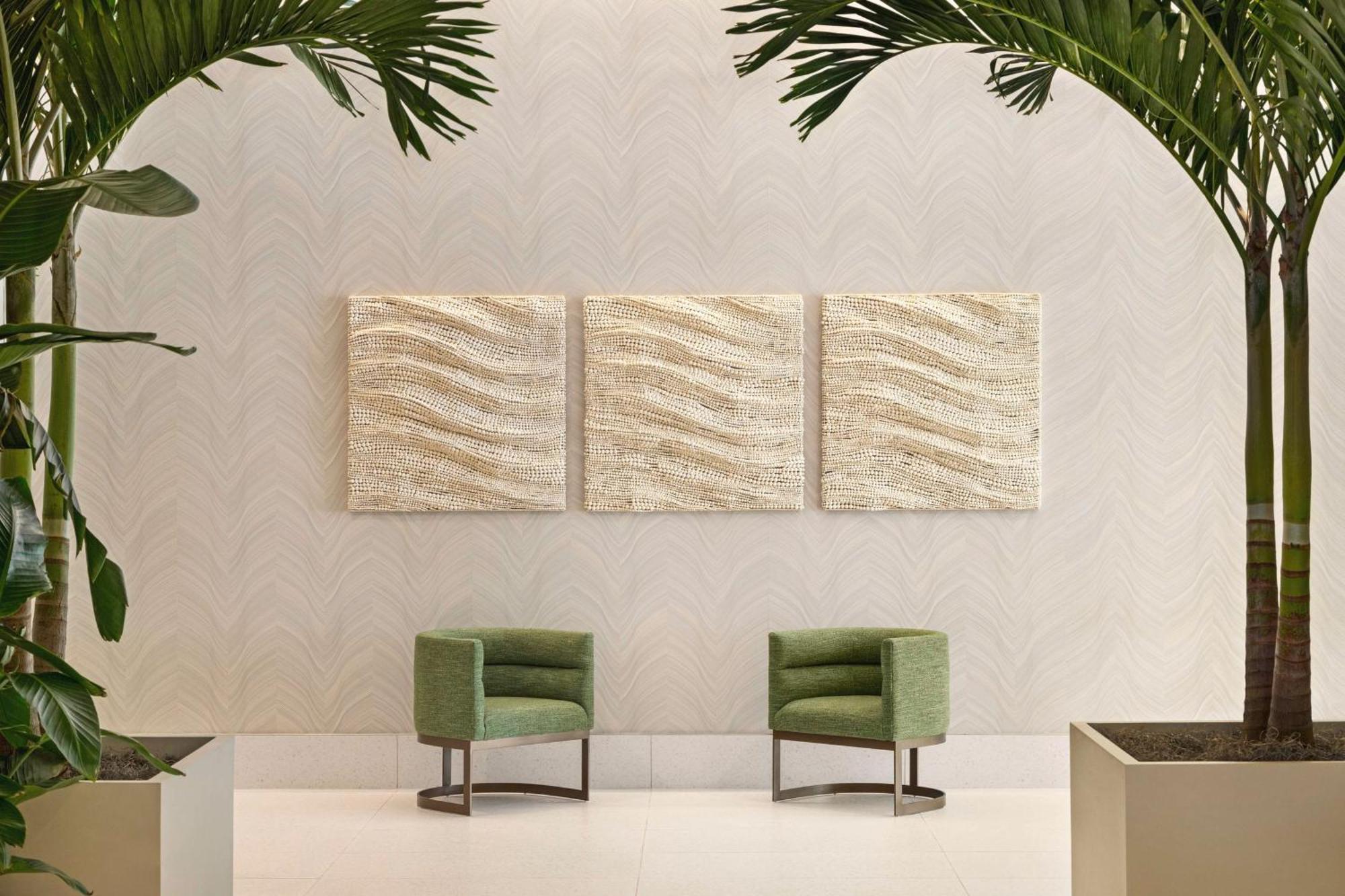 Resort Embassy By Hilton Panama Panama City Beach